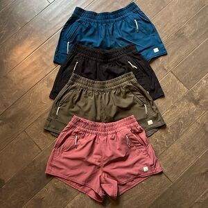 Bundle (4) Vuori Dash Shorts